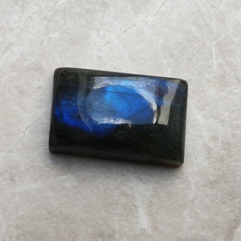 Labradoryt kaboszon 26x16 mm nr B522 Labradoryt kaboszon 26x16 mm nr B522