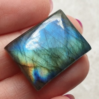 Labradoryt kaboszon 26x20 mm nr B537