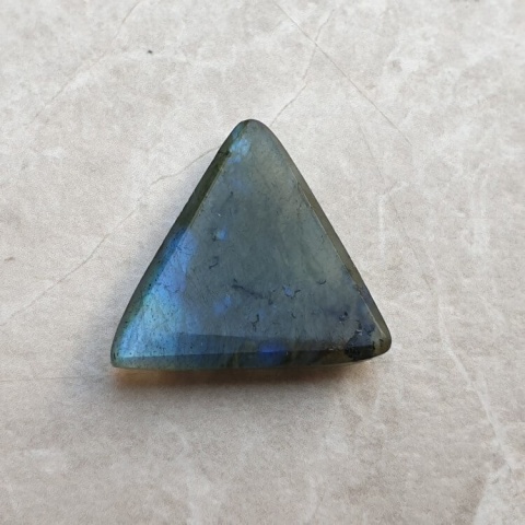 Labradoryt kaboszon 26x23 mm nr B571 Labradoryt kaboszon 26x23 mm nr B571