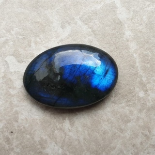 Labradoryt kaboszon 27x18 mm nr B452