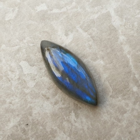 Labradorite cabochon 29x12 mm no B427 Labradorite cabochon 29x12 mm no B427