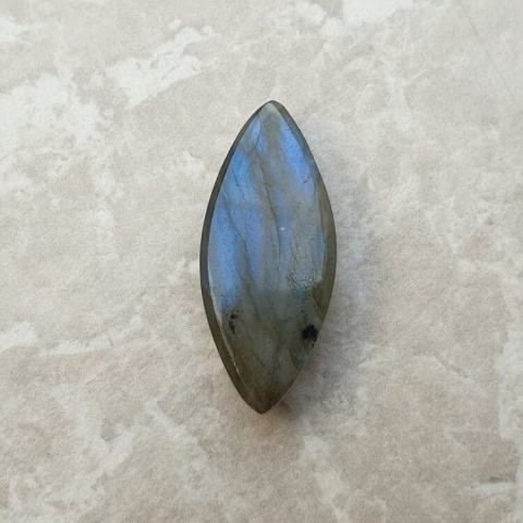 Labradorite cabochon 29x12 mm no B427 Labradorite cabochon 29x12 mm no B427