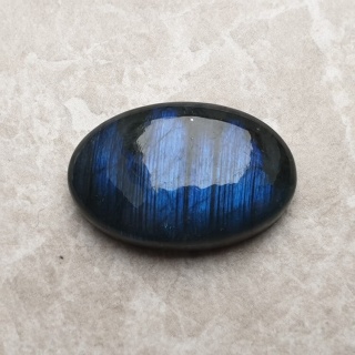 Labradoryt kaboszon 30x19 mm nr B358