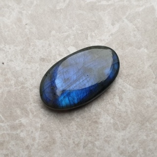 Labradoryt kaboszon 31x18 mm nr B377
