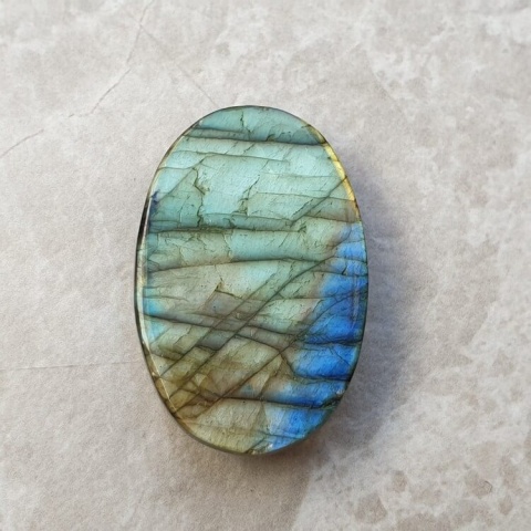 Labradoryt kaboszon 31x20 mm nr B632