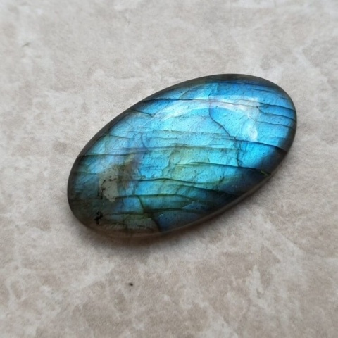 Labradorite cabochon 32x18 mm no B444