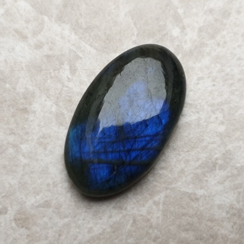 Labradorite cabochon 32x19 mm no B367