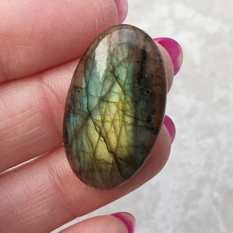 Labradorite cabochon 32x19 mm no B645 Labradorite cabochon 32x19 mm no B645