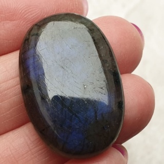 Labradoryt kaboszon 32x21 mm nr B364