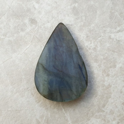 Labradorite cabochon 33x21 mm no B624