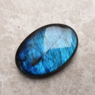 Labradoryt kaboszon 33x23 mm nr B361