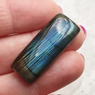 Labradoryt kaboszon 34x14 mm nr B523
