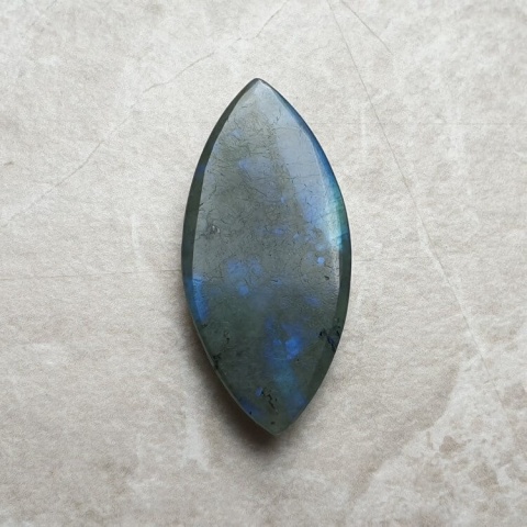 Labradorite cabochon 34x16 mm no B544