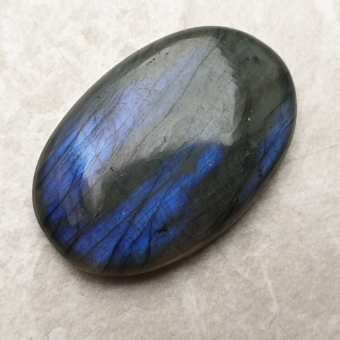 Labradoryt kaboszon 34x23 mm nr B354