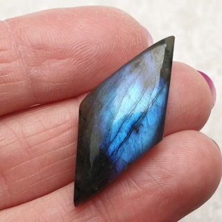 Labradoryt kaboszon 35x15 mm nr B376