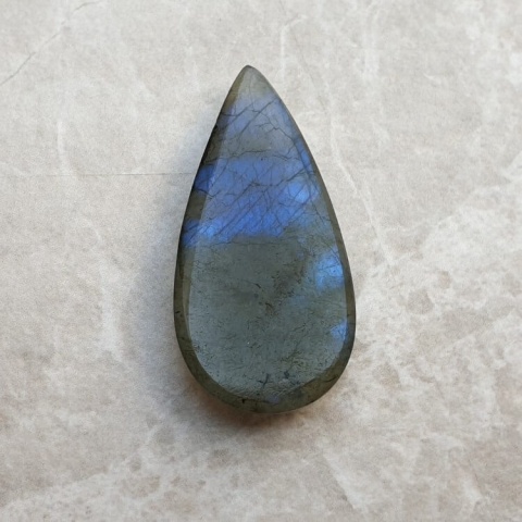 Labradorite cabochon 35x18 mm no B569 Labradorite cabochon 35x18 mm no B569