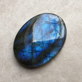 Labradoryt kaboszon 35x26 mm nr B530
