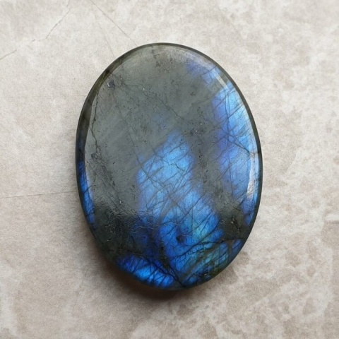Labradorite cabochon 35x26 mm no B530 Labradorite cabochon 35x26 mm no B530
