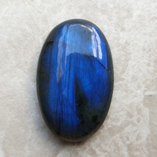 Labradoryt kaboszon 36x23 mm nr B517