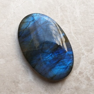 Labradoryt kaboszon 36x23 mm nr B518