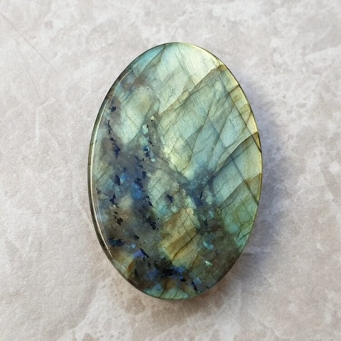 Labradoryt kaboszon 37x25 mm nr B634