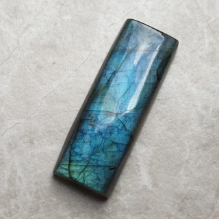 Labradoryt kaboszon 38x14 mm nr B549