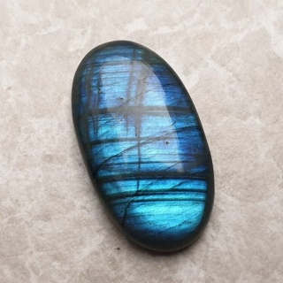 Labradoryt kaboszon 38x21 mm nr B399
