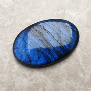 Labradoryt kaboszon 38x24 mm nr B375