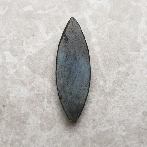Labradorite cabochon 41x13 mm no B388