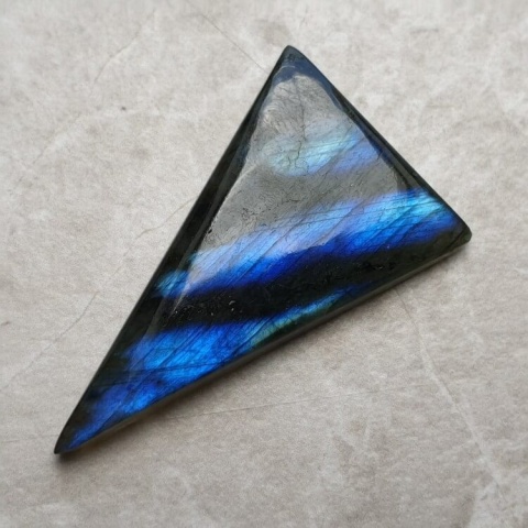 Labradorite cabochon 43x26 mm no B505