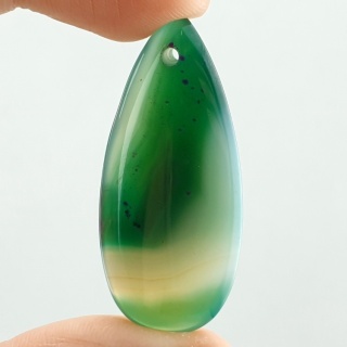 Agat kaboszon z dziurką 41x18 mm nr 132