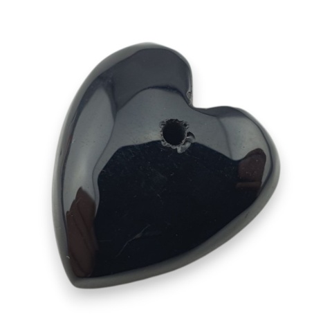 Black agate heart with mounting hole 17x16 mm no 60 Black agate heart with mounting hole 17x16 mm no 60
