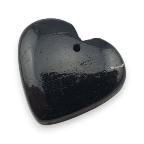 Black tourmaline heart with mounting hole 22x20 mm no 18 Black tourmaline heart with mounting hole 22x20 mm no 18