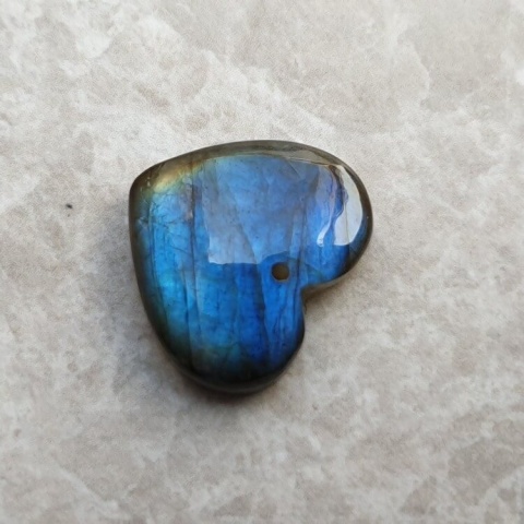 Labradoryt serce z dziurką 21x18 mm nr 57 Labradoryt serce z dziurką 21x18 mm nr 57