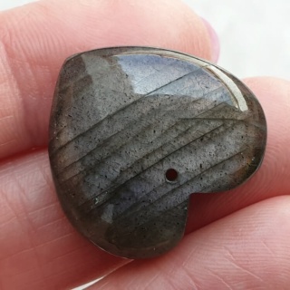 Labradoryt serce z dziurką 24x23 mm nr 11