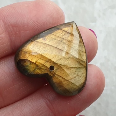 Labradoryt serce z dziurką 27x25 mm nr 55 Labradoryt serce z dziurką 27x25 mm nr 55