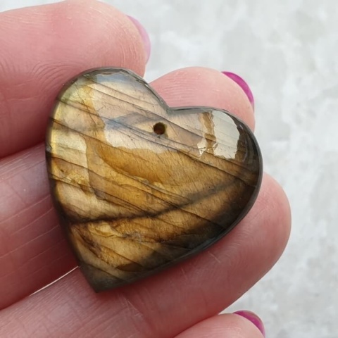 Labradorite heart with mounting hole 27x26 mm no 38 Labradorite heart with mounting hole 27x26 mm no 38