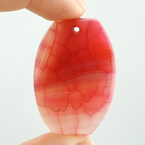 Agat kaboszon z dziurką 42x28 mm nr 208 Agat kaboszon z dziurką 42x28 mm nr 208