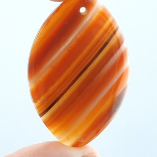 Agat kaboszon z dziurką 50x32 mm nr 203