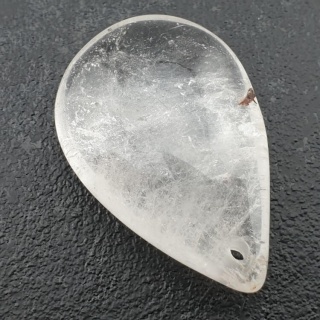 Kryształ górski łezka z dziurką 35x24 mm nr 29