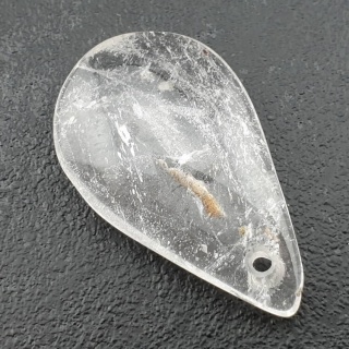 Kryształ górski łezka z dziurką 37x23 mm nr 45