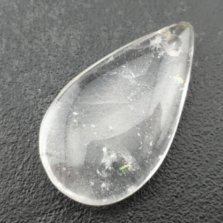 Kryształ górski łezka z dziurką 39x22 mm nr 48