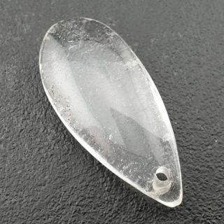 Kryształ górski łezka z dziurką 40x18 mm nr 50