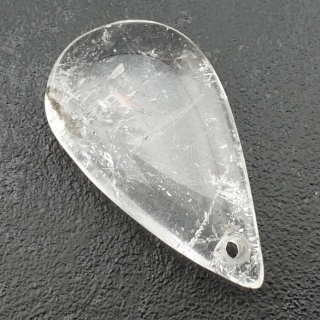 Kryształ górski łezka z dziurką 40x23 mm nr 36