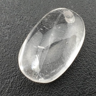 Kryształ górski owal z dziurką 32x20 mm nr 16