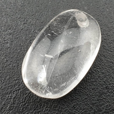 Kryształ górski owal z dziurką 32x20 mm nr 16 Kryształ górski owal z dziurką 32x20 mm nr 16