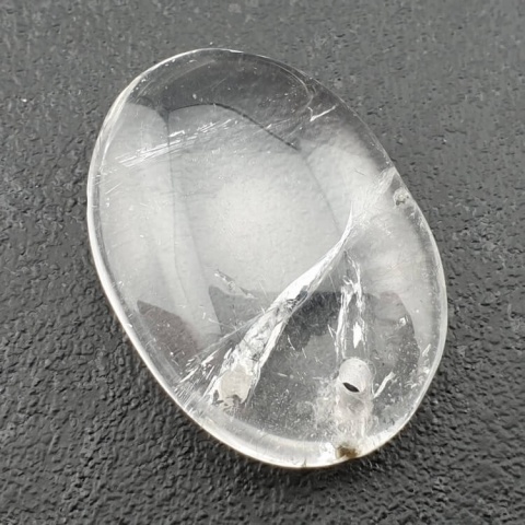 Kryształ górski owal z dziurką 32x23 mm nr 7 Kryształ górski owal z dziurką 32x23 mm nr 7