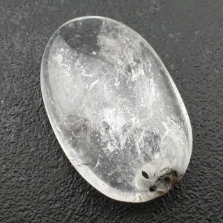 Kryształ górski owal z dziurką 33x21 mm nr 20