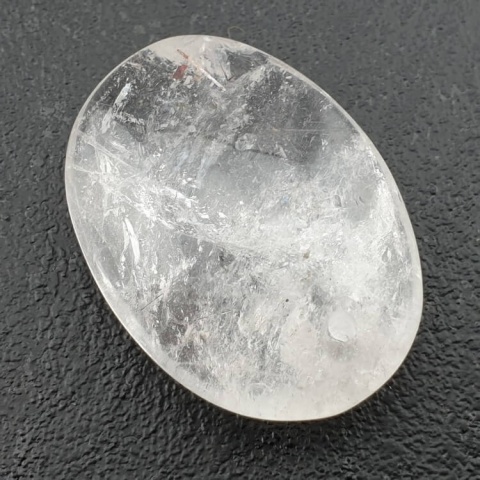 Kryształ górski owal z dziurką 33x24 mm nr 11