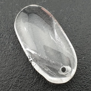 Kryształ górski owal z dziurką 35x18 mm nr 22